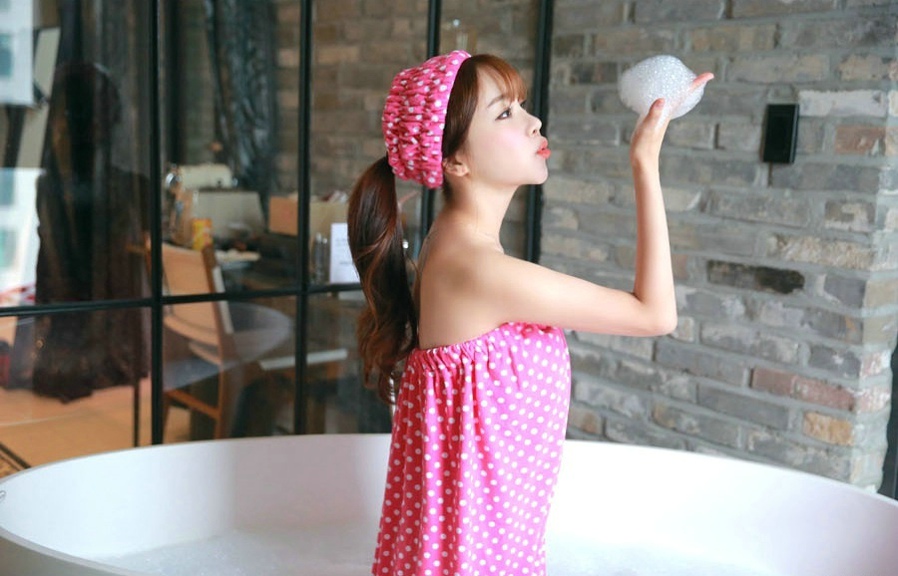 直播洗澡百度贴吧_lol女主播洗澡时被直播视频_美女直播洗澡