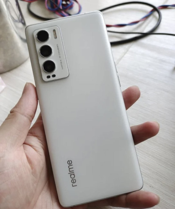 进水的手机维修要多少钱_游戏手机进水维修_维修进水的手机需要多少钱