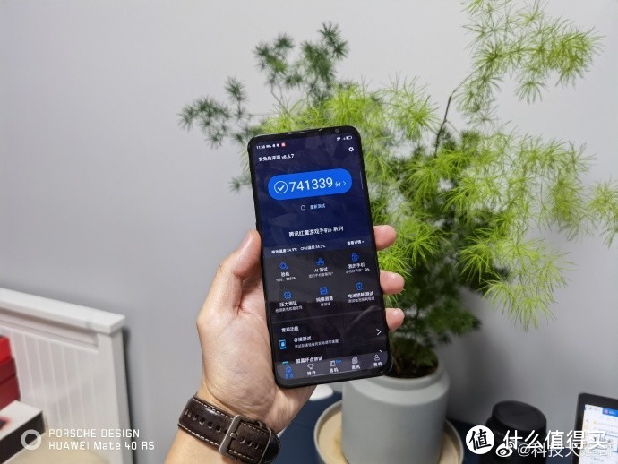 小米研发游戏_小米投资的游戏_小米游戏手机未来前景分析