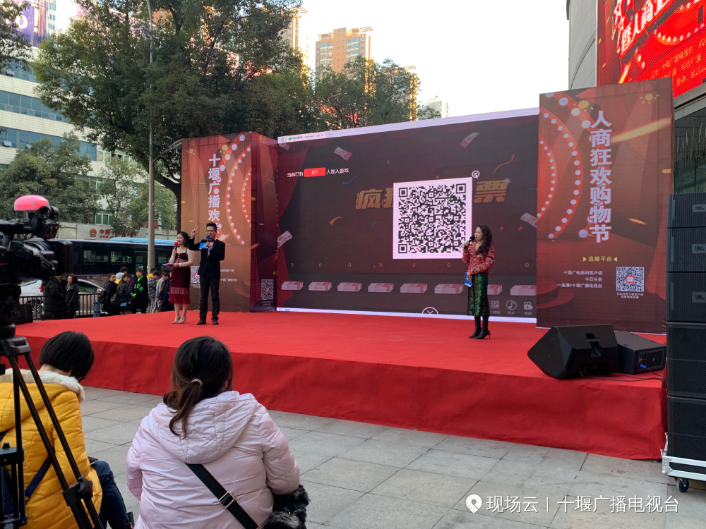 直播手机打游戏_用手机直播打游戏是什么软件_手机怎么直播玩小游戏的