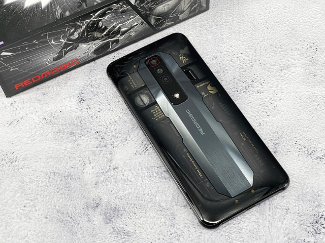 透明游戏怎么开始_游戏手机半透明_透明游戏头像