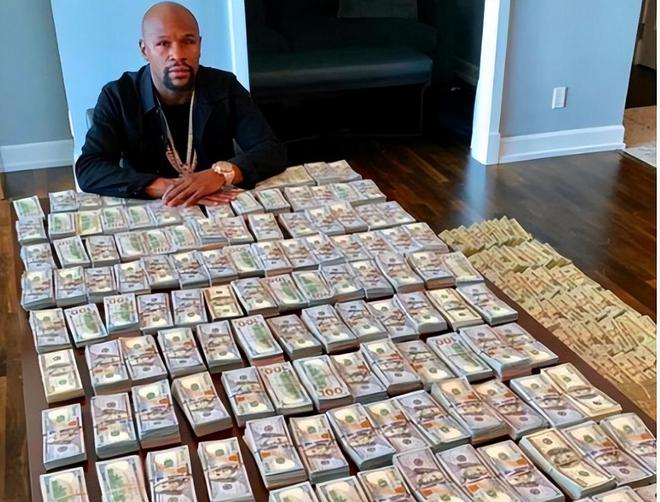 土豪砸手机游戏_土豪砸手机游戏怎么玩_土豪砸手机游戏叫什么