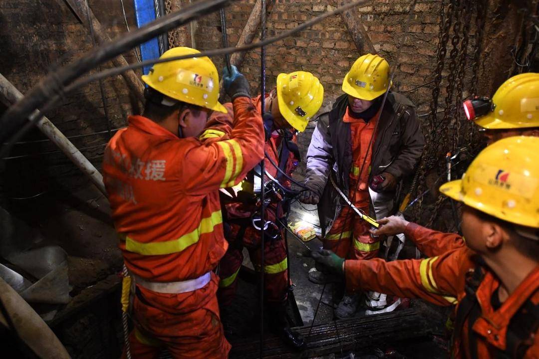 屏住呼吸会怎样_屏住呼吸1_屏住呼吸对