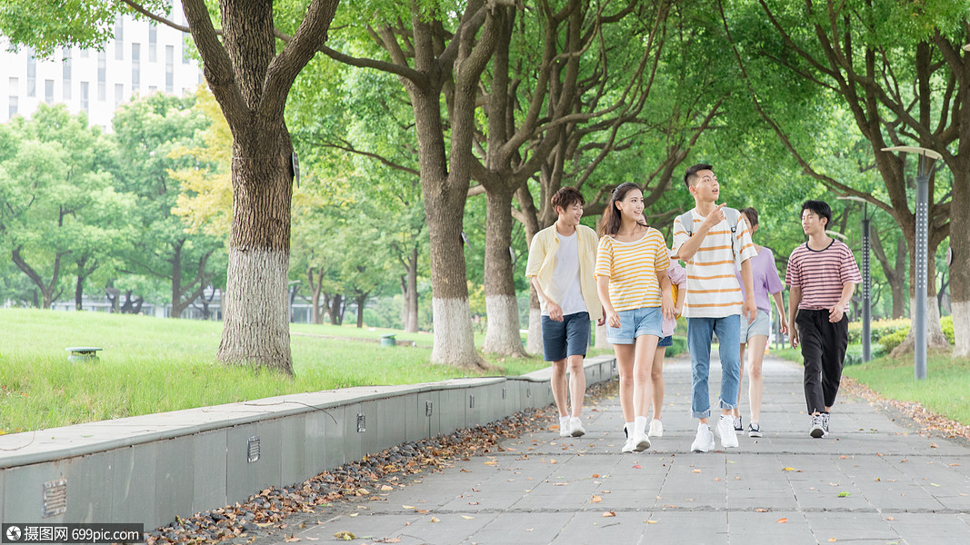 月日年还是日月年_2015年7月_月年2023年