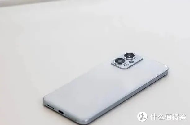 小米游戏手机有耳机孔吗_小米打游戏的无线耳机_小米手机打游戏耳机声音小