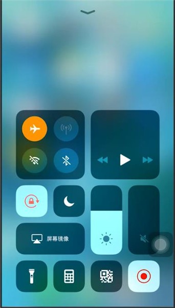 打游戏手机屏幕不亮_玩游戏手机显示屏不亮了_玩游戏屏幕不常亮