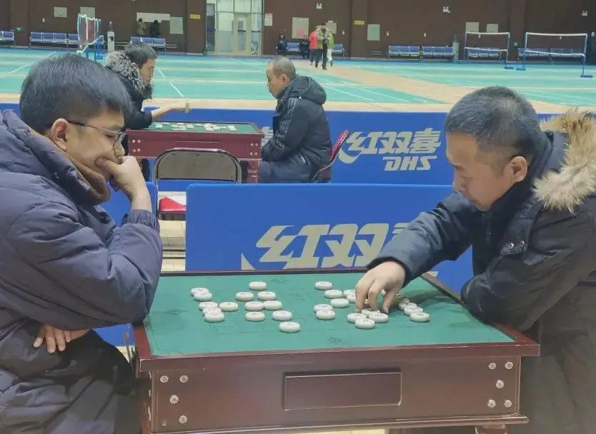 下棋直播软件_用手机能不能直播下棋游戏_下棋可以在手机上玩吗