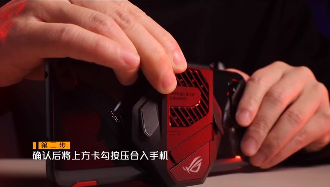 玩游戏手机发热严重_发热严重玩手机游戏会怎么样_发烧玩游戏会加重么