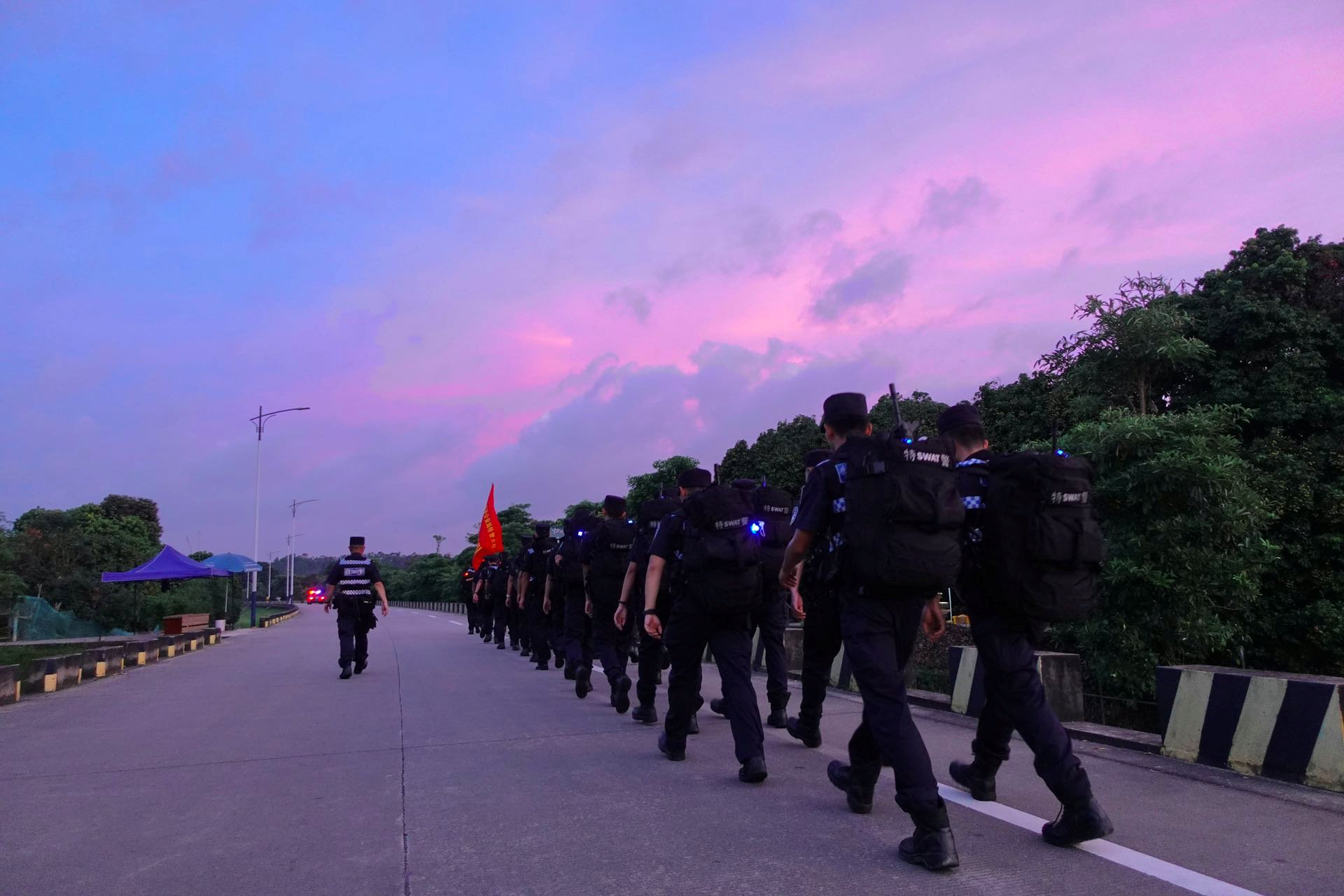 我想看公安特警_特警公安模拟器手机版下载_特警公安游戏下载手机版