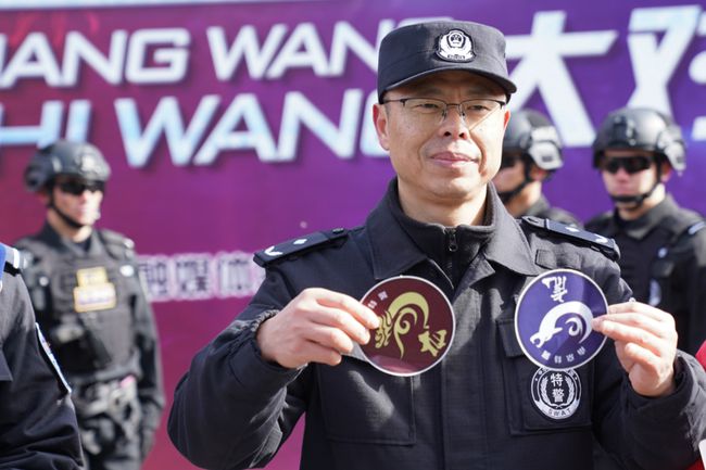特警公安游戏下载手机版_特警公安模拟器手机版下载_我想看公安特警