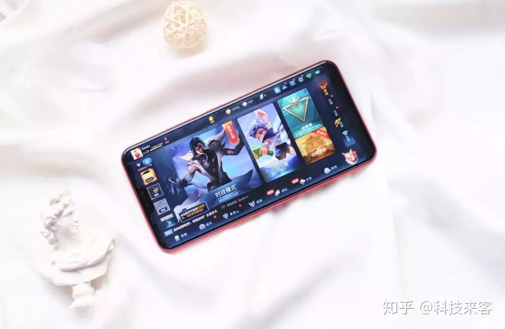 玩手机游戏最好的手机排行榜_玩手机的游戏_玩游戏最好的手机是哪一种