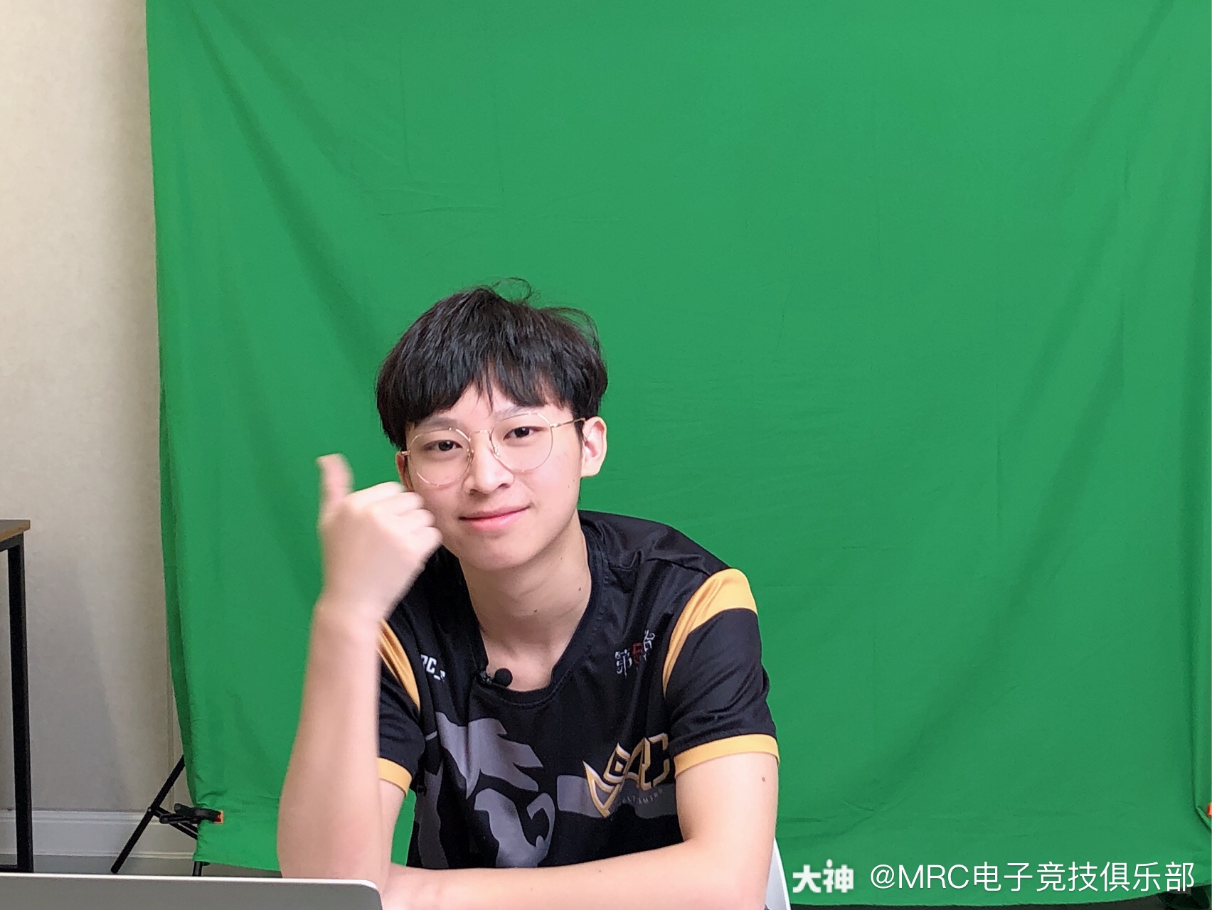 黄任行_黄任行_黄任行