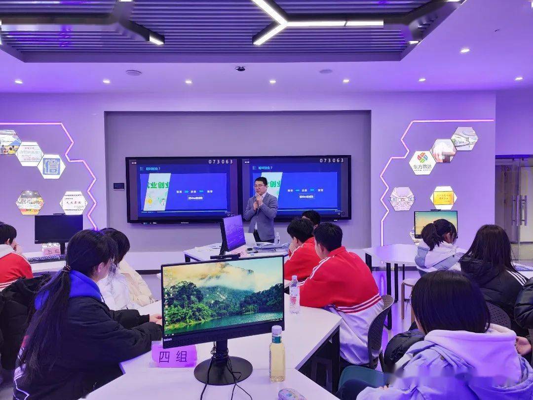自创软件手机游戏_手机自创游戏软件_自创软件手机游戏推荐