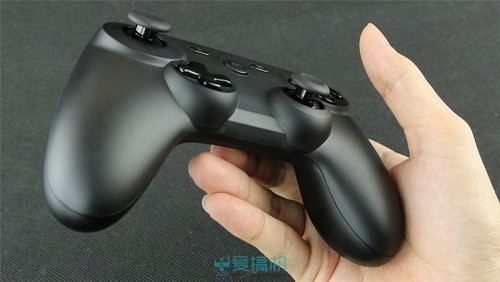 自带手柄的游戏手机_手柄的手机游戏_手柄自带手机游戏有哪些