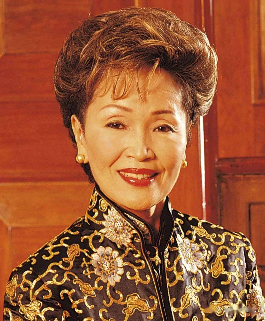 崎岠的意思_篠崎ミサ_崎峣的意思