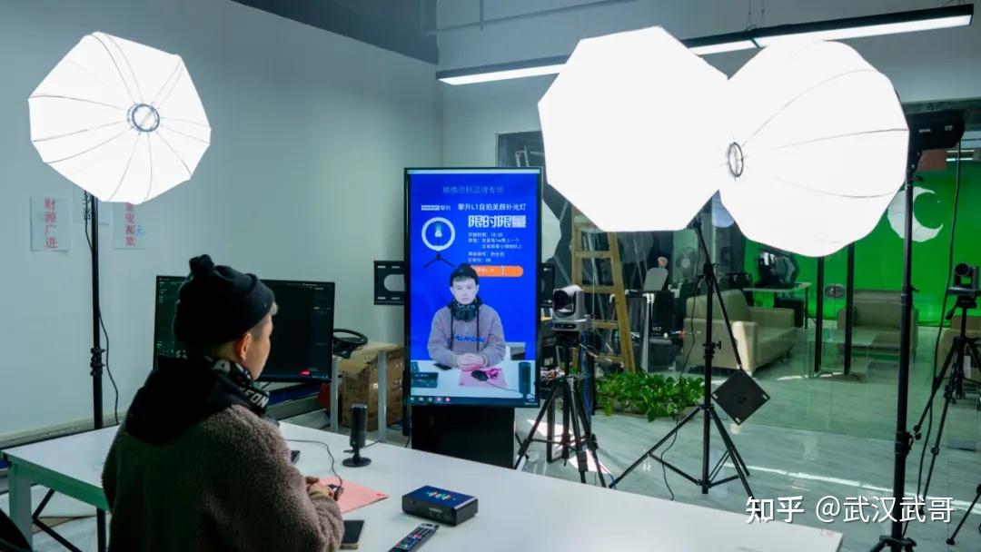 知乎直播间手机游戏有声音_知乎如何直播游戏_手机直播间有游戏吗知乎