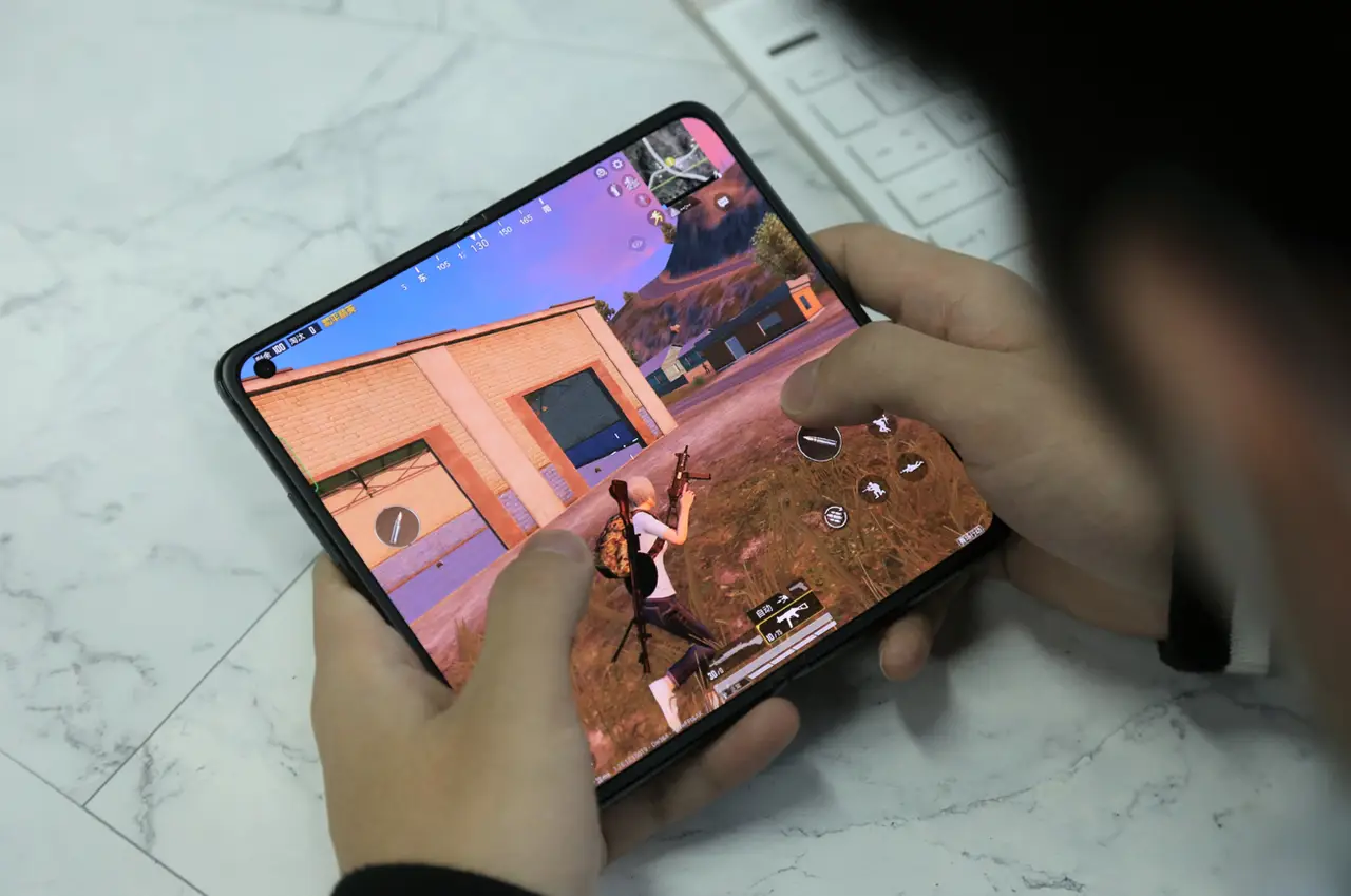 手机游戏捕鱼_游戏手机cellphone_手机游戏推荐