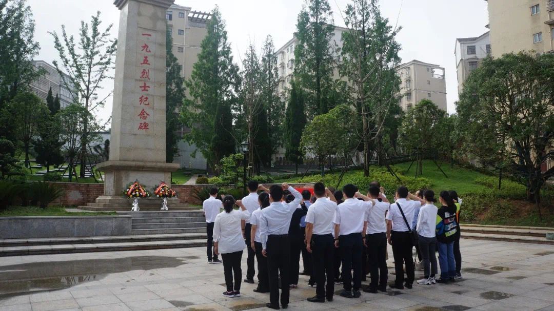 咸宁好玩_咸宁攻略游戏手机_咸宁游玩攻略