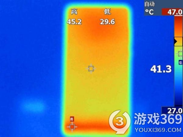 手机总是打游戏发烫怎么办_烫发可以玩手机吗_烫头玩手机