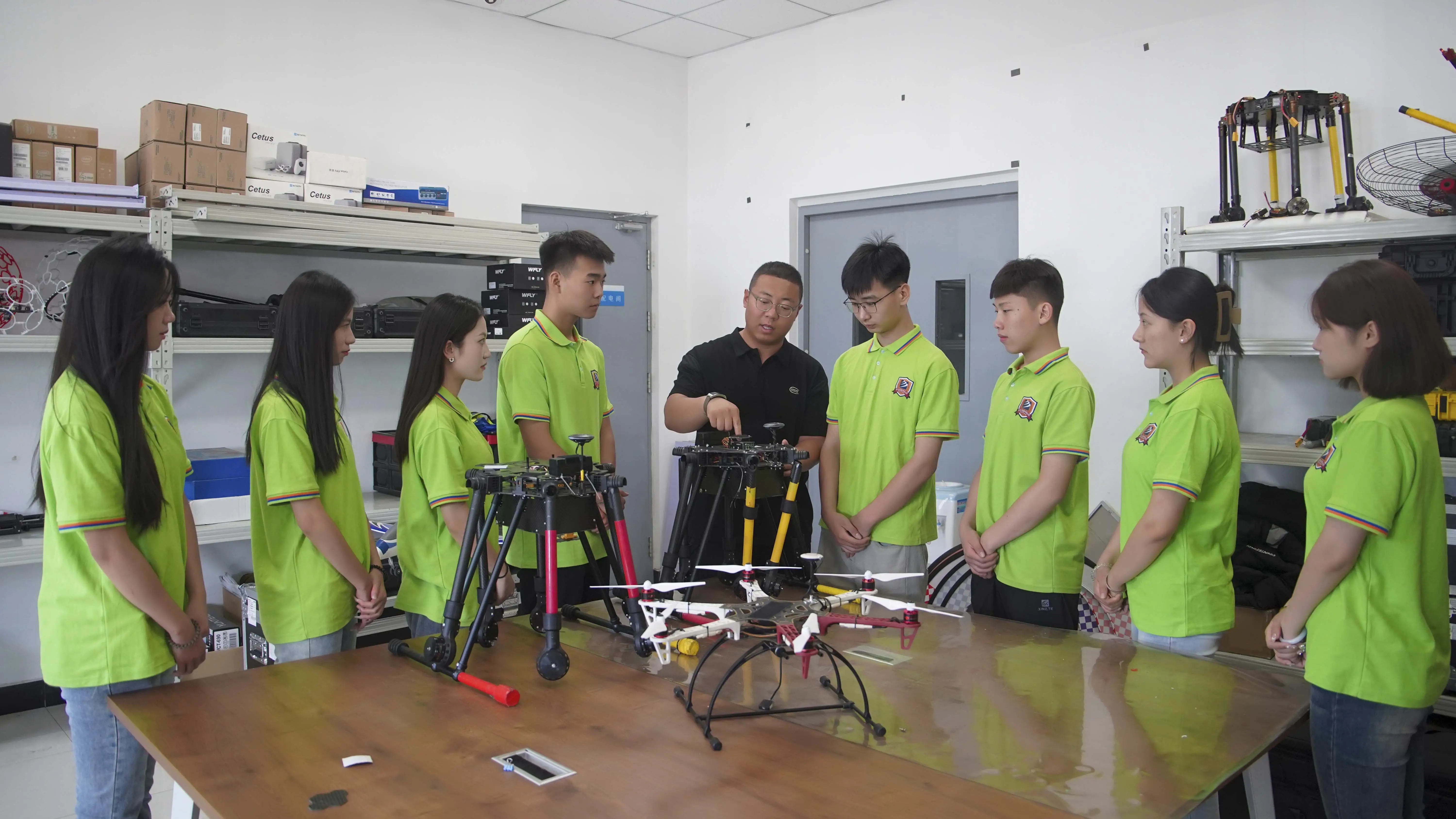 学生自制手机游戏_自制手机的游戏_自制游戏手机软件