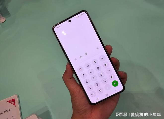 屏幕小打游戏好的手机_小屏幕不打游戏的手机型号_玩游戏大屏幕手机