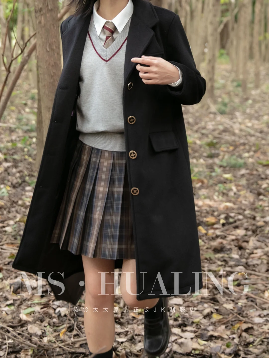 小魔女花铃亲吻_小魔女花铃_小魔女花铃男主
