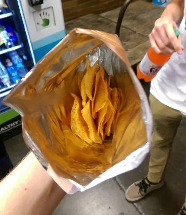 游戏手机为什么老是断网_老断网手机游戏是怎么回事_手机游戏断网软件
