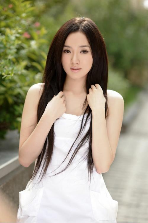 清纯游戏名,邂逅邻桌女生的甜蜜养成之旅(图2) 清纯游戏名,邂逅邻桌女生的甜蜜养成之旅(图2)