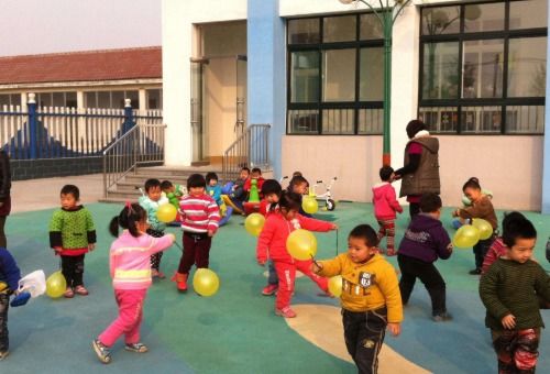 幼儿园游戏活动是什么,幼儿园游戏活动的本质与教育价值探析(图1) 幼儿园游戏活动是什么,幼儿园游戏活动的本质与教育价值探析(图1)