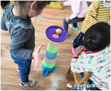 儿童搞笑游戏,笑出童年回忆!(图2) 儿童搞笑游戏,笑出童年回忆!(图2)
