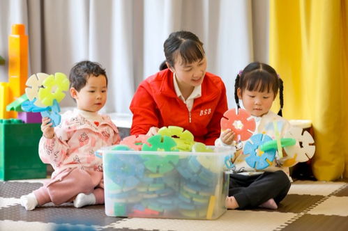 幼儿搭积木游戏,构建想象与成长的奇妙之旅(图1) 幼儿搭积木游戏,构建想象与成长的奇妙之旅(图1)