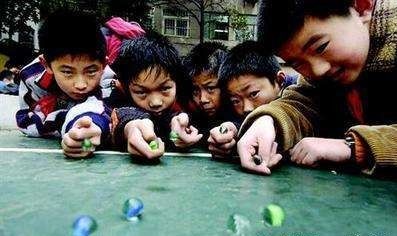 90后小时候玩的游戏有哪些,那些年我们一起玩过的经典游戏(图2) 90后小时候玩的游戏有哪些,那些年我们一起玩过的经典游戏(图2)