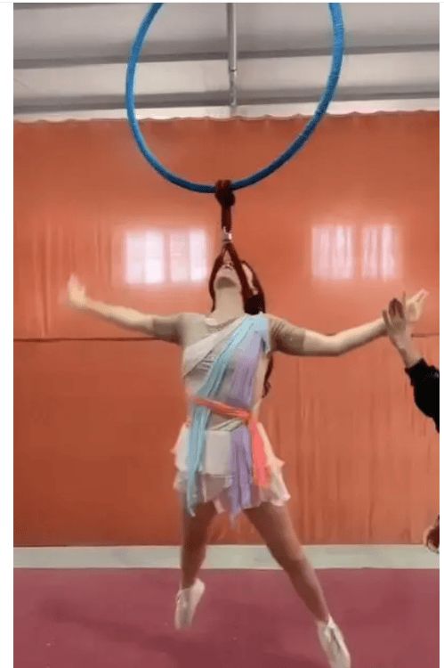 抬脖子游戏,趣味健身新潮流(图3) 抬脖子游戏,趣味健身新潮流(图3)
