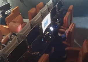 网吧小偷游戏,游戏中的虚拟盗窃冒险(图1) 网吧小偷游戏,游戏中的虚拟盗窃冒险(图1)