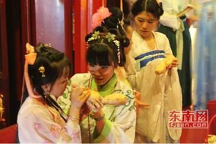 玩乞巧游戏,揭秘古代乞巧游戏的魅力与智慧(图2)
