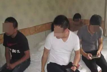 胸罩污游戏,揭秘内衣背后的趣味与挑战(图1) 胸罩污游戏,揭秘内衣背后的趣味与挑战(图1)