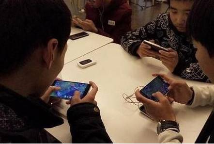 孩子贪恋游戏,解码孩子沉迷的内心世界(图2) 孩子贪恋游戏,解码孩子沉迷的内心世界(图2)