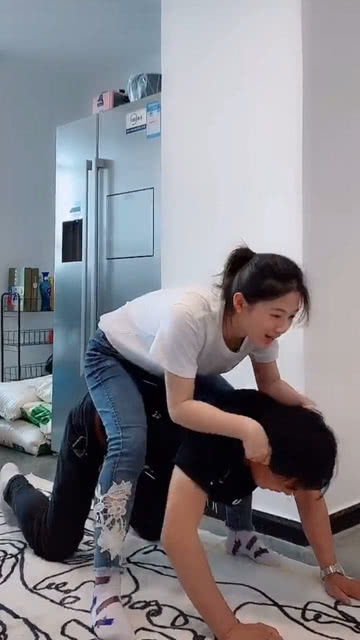 在家耍游戏,畅享虚拟世界的欢乐时光(图3)