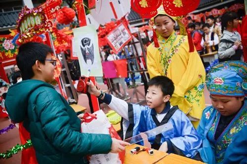 校园庙会游戏,校园庙会欢乐游戏盛宴(图2)