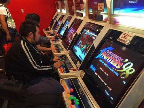 厅打游戏,畅游虚拟世界的电竞传奇(图2)