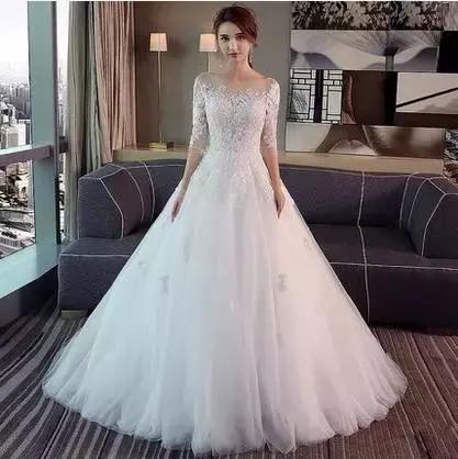 婚纱裙游戏,穿越时空的美丽邂逅(图2)