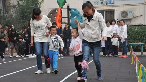 幼儿游戏腿,快乐成长的摇篮(图3) 幼儿游戏腿,快乐成长的摇篮(图3)