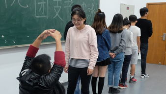 破冰游戏学生,激发团队默契与活力的互动之旅(图3) 破冰游戏学生,激发团队默契与活力的互动之旅(图3)