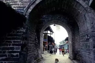 城门洞游戏,穿越时空的奇幻冒险之旅(图1)