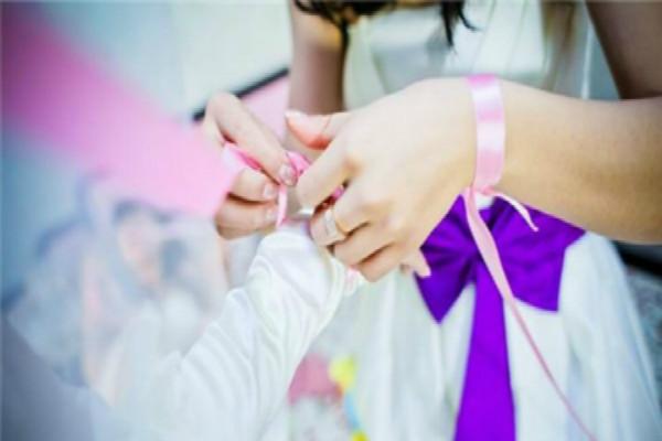 结婚游戏做题,揭秘现代婚姻中的甜蜜与挑战(图2)
