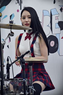 妍妍游戏酱,揭秘游戏界的魅力女神(图3)