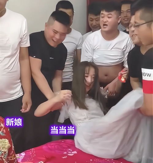 恶搞伴娘游戏,恶搞伴娘游戏的欢乐狂欢(图2) 恶搞伴娘游戏,恶搞伴娘游戏的欢乐狂欢(图2)