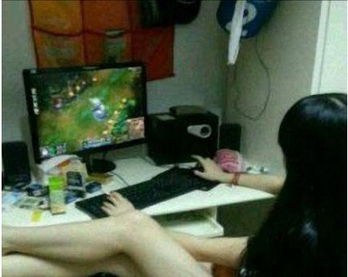 女生打游戏和男生打游戏,女生与男生游戏行为的对比解析(图2)