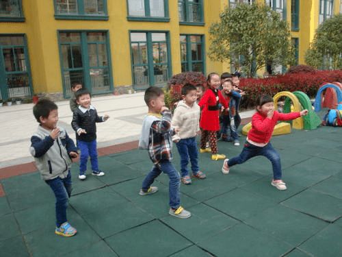 童年活动游戏,那些年我们一起玩的游戏(图1) 童年活动游戏,那些年我们一起玩的游戏(图1)