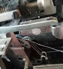 穿线针游戏,体验指尖上的乐趣(图1)